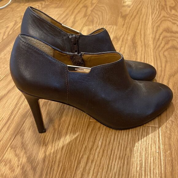 Coach New York Seneca Black High  Heeled Ankle Booties Side Zipper (Size 7.5B) - Picture 2 of 10